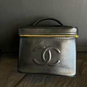 Preloved beautiful black Chanel vanity bag